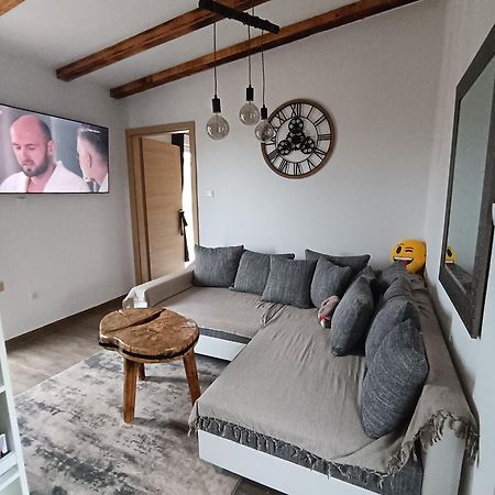 Cattleya Apartment Novigrad  Luaran gambar